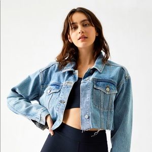 PACSUN Cropped raw hem denim jean jacket size M/L